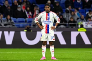 Endrick, Estêvão e Rayan entram na lista do Golden Boy 2026